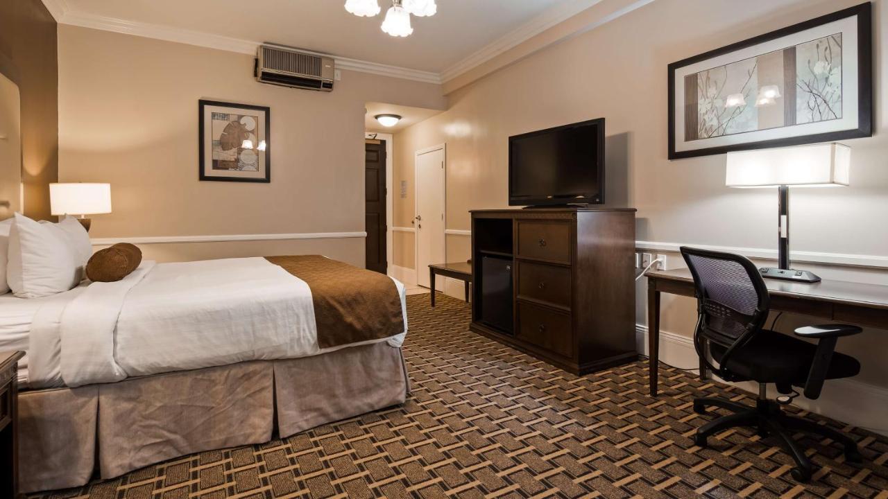 Western San Pedro & Hotel 3*